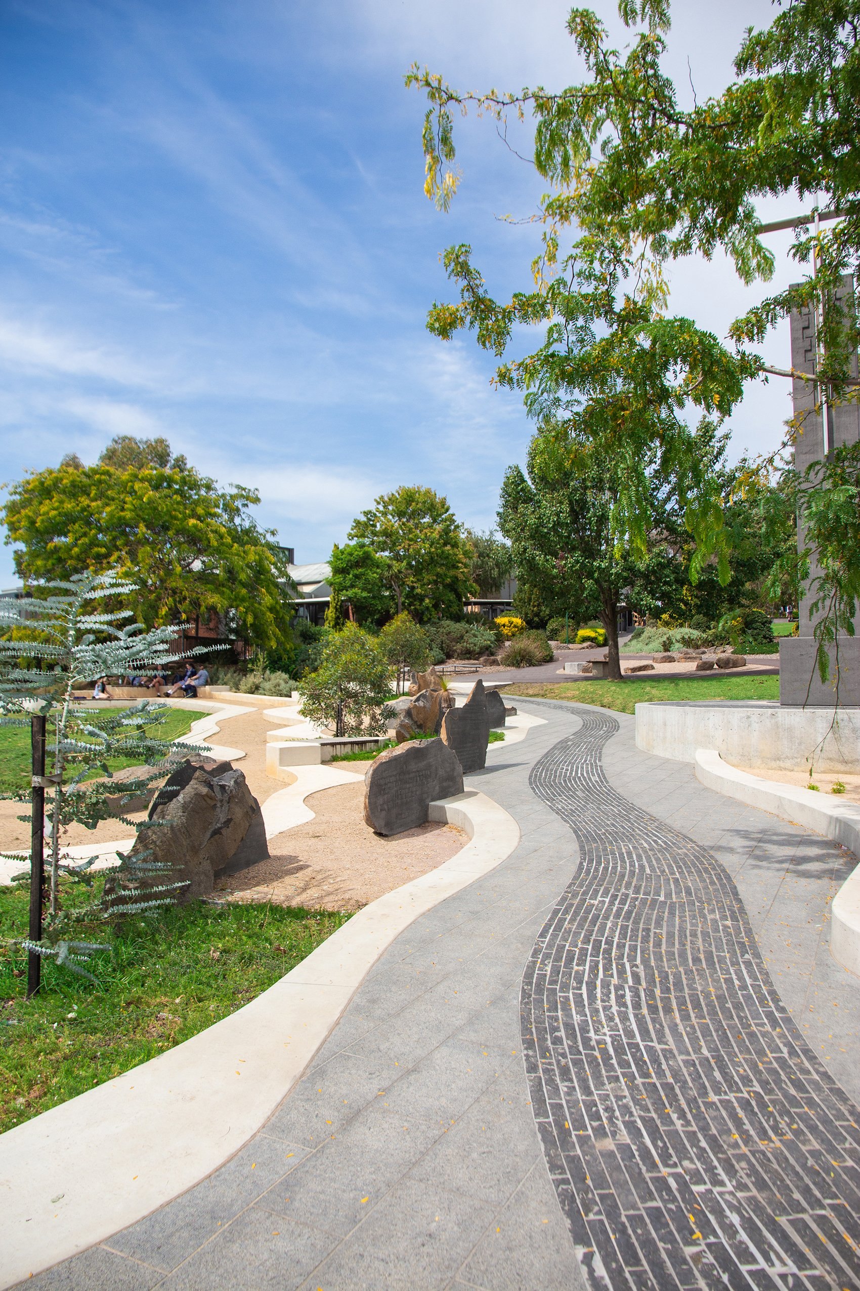 Earth & Sky Forecourt — view 4