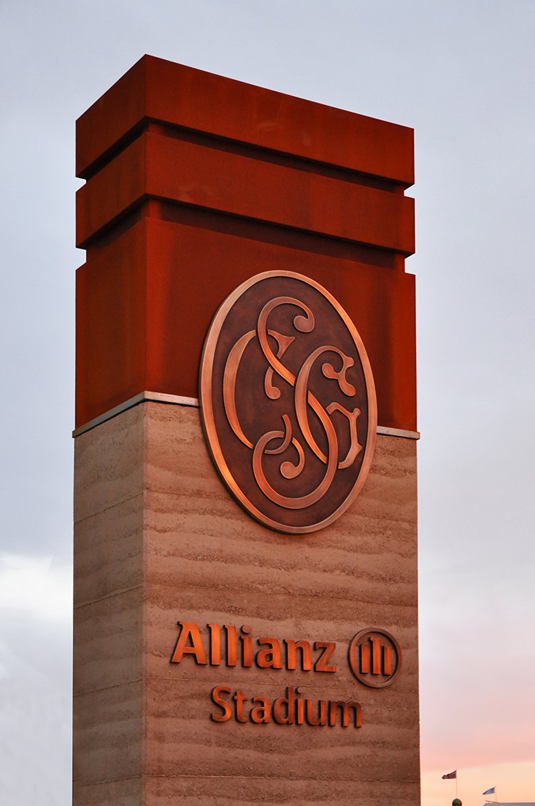 SCG Members Entrance — view 5